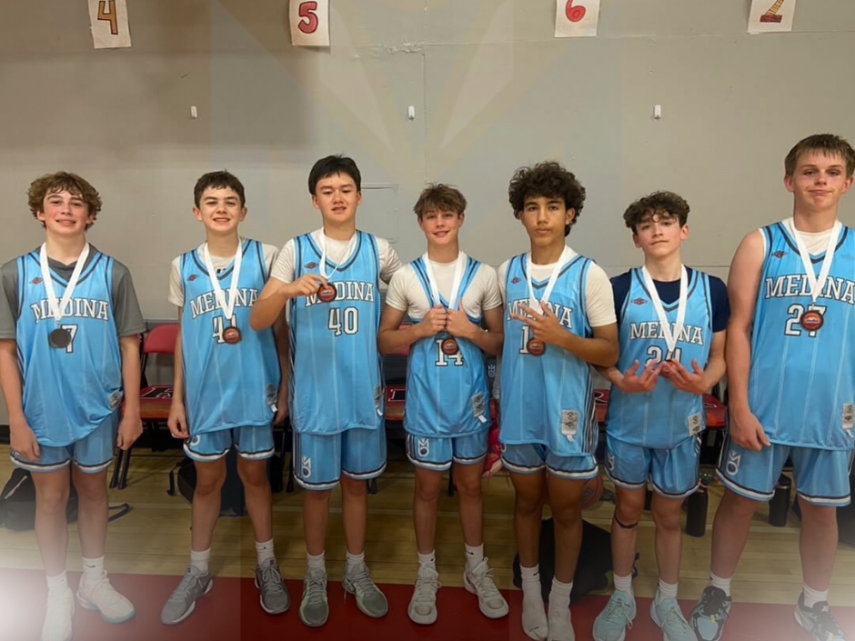 Medina Basketball Fall AAU team with tournament medals